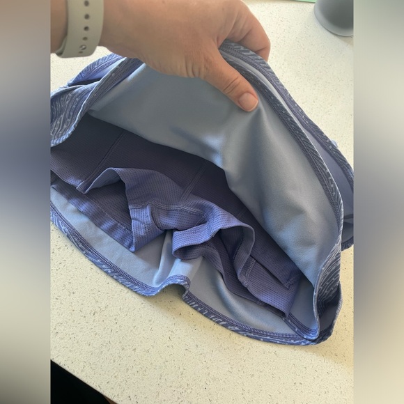 Athleta Girl Swing Skort, size small. Like new condition, only worn a few times - Picture 3 of 4